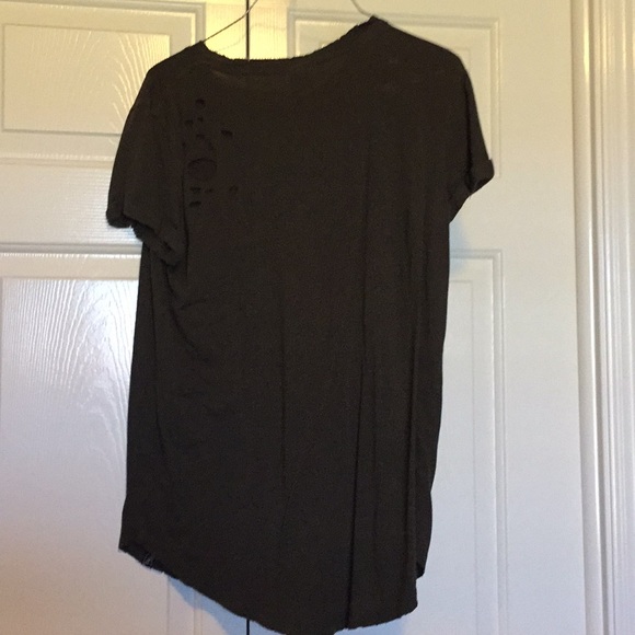 Distressed top - Picture 2 of 2